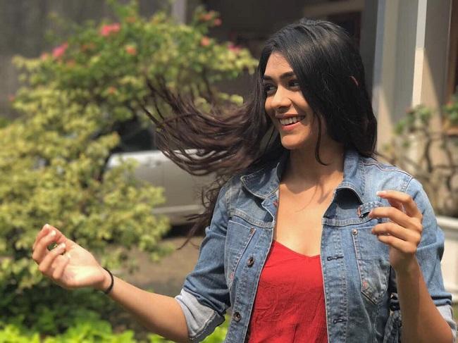 As an outsider, Mrunal Thakur believes in Super 30's tagline, 'a King's son will no longer become the king'. 'What is important is the kind of faith you have within yourself. Slow and steady, things happen. You need to have patience. I am happy people are approaching talent and our audience is changing. The new audience is looking for creatively satisfying films. I am happy the way my career is moving and the appreciation I'm getting,' she added.  