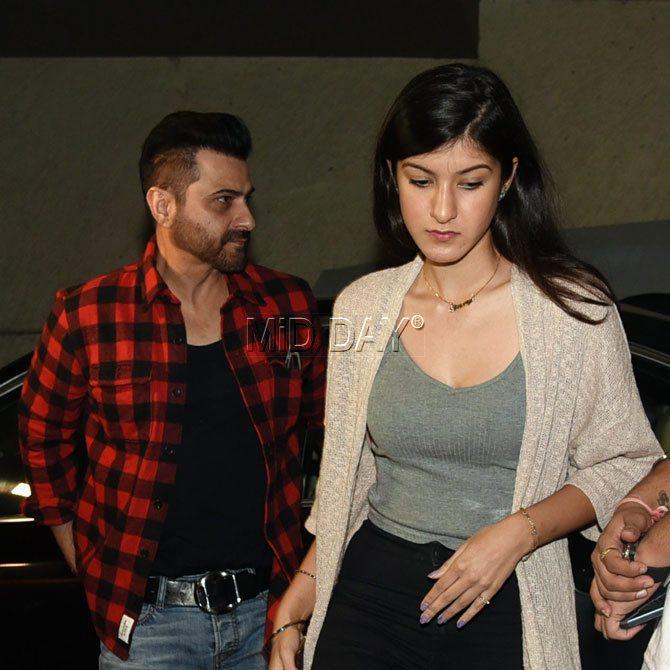 Sanjay Kapoor with daughter Shanaya. Pic/Sameer Markande Sanjay Kapoor with daughter Shanaya. Pic/Sameer Markande