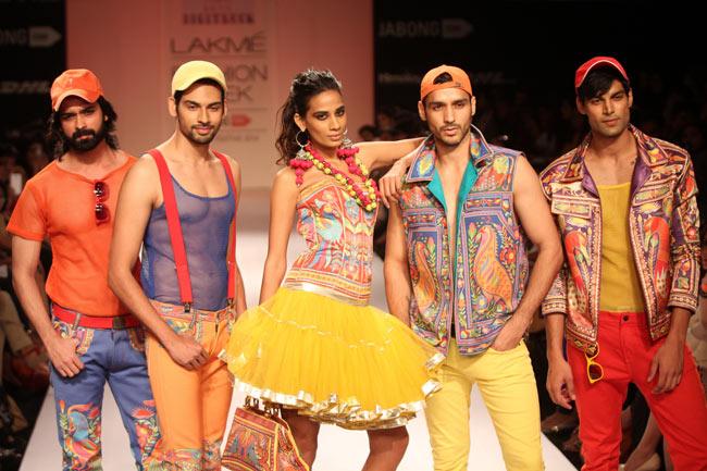 Rizwan Beyg's collection was a tribute to the truck artists in Pakistan. The event was also set to feature Pakistani designer Faiza Samee, who could not make it to India because of visa issues.