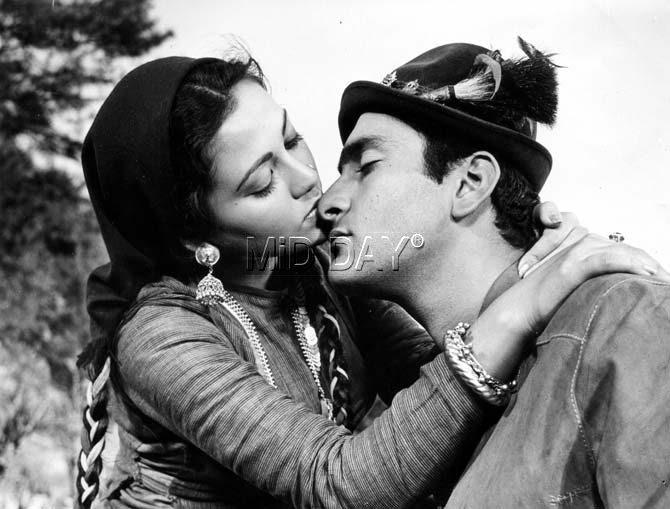 Mandakini, however, could never manage to sustain the success of her debut movie Ram Teri Ganga Maili. In picture: Mandakini with Rajiv Kapoor.