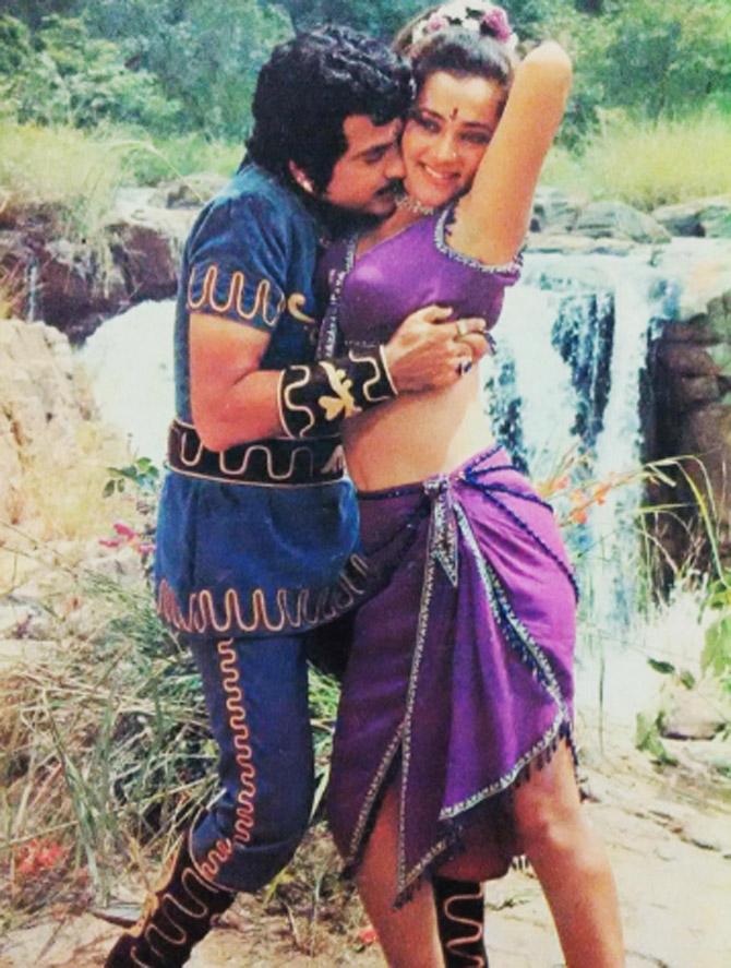 Following her bold debut, Mandakini was often offered dare-to-bare roles. In picture: Mandakini with Jeetendra.