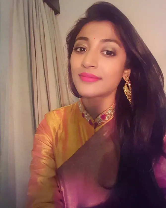 Paoli Dam, nevertheless, continued to display her amazing potential in the Bengali film industry, where she made is renowned for her acting chops.