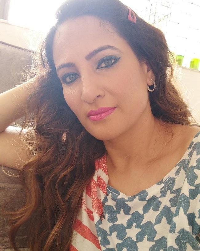 Rakshanda Khan had once said she would love to work with her husband and actor Sachin Tyagi, but doesn't see that happening anytime soon as she feels that they will be 'very competitive with each other' while working together.