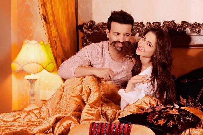 In 2011, Sanjeeda Shaikh appeared as the female lead in Sahara One's show Hi! Padosi,Kaun Hain Doshi? Interestingly, the TV show which began as a comedy later turned into a drama series named Piya Ka Ghar Pyaara Lage.