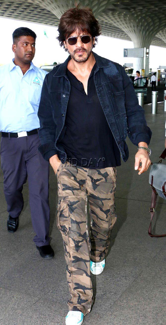 Shah Rukh Khan at the Mumbai airport