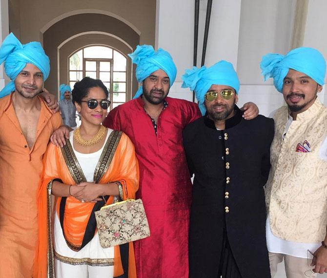 Masaba Gupta, Madhu Mantena, Bosco Martis, Rohan Shrestha pose for a photo at their friend Shahid Kapoor's wedding