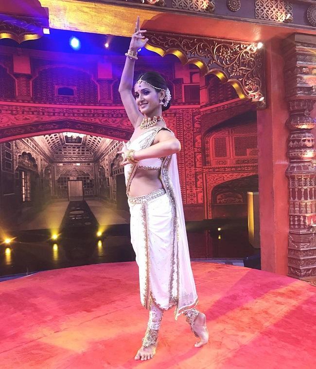 Earlier Shakti Mohan would buy her dancewear from New York and hated the fact that she had to wait for someone to travel. 'Unfortunately in India there aren't too many stores that provide clothing that is comfortable and stylish at the same time for dancers,' she rued.