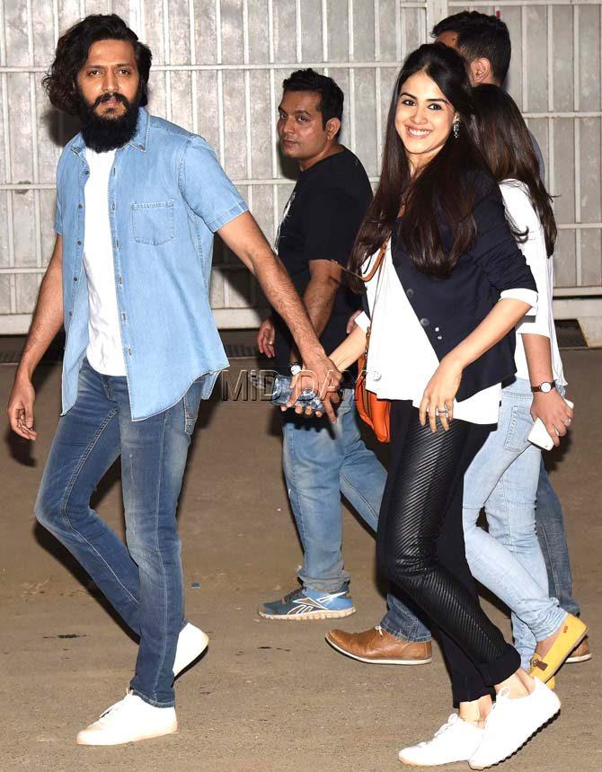 Riteish and Genelia Deshmukh spotted at the venue