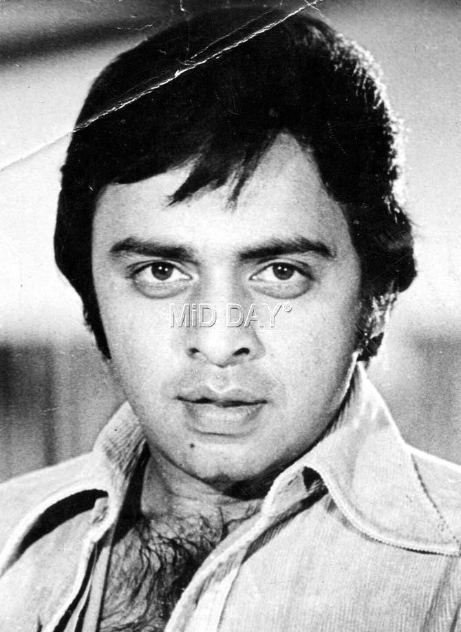 Vinod Mehra, a popular 70s actor, was born on February 13, 1945. He made his debut as a child artist in the film Raagni. Mehra played the role of a young Kishore Kumar in the film, which released in the late 50s. (All photos/mid-day archives and Instagram)