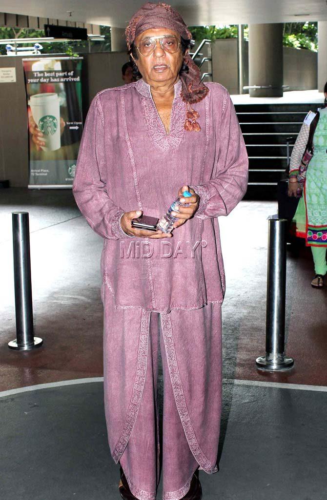 Ranjeet at Mumbai airport