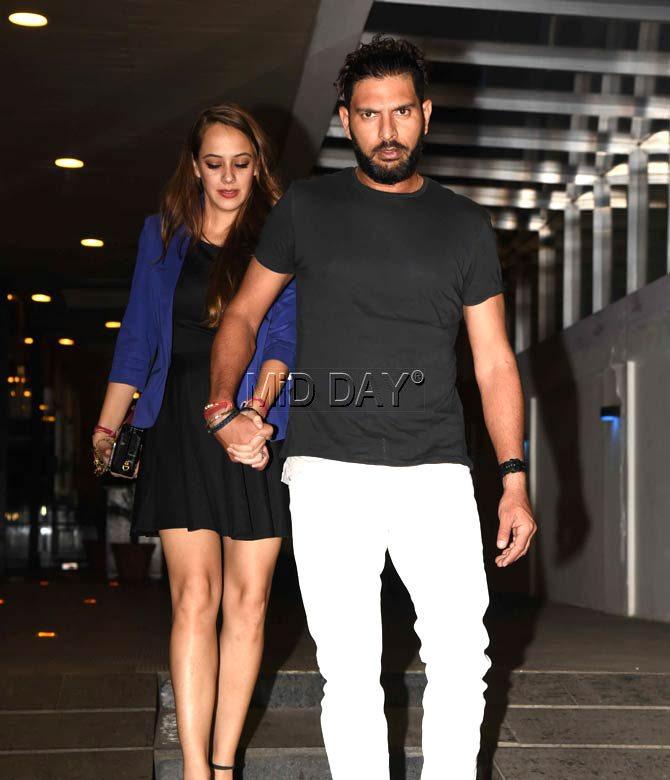 Yuvraj Singh and Hazel Keech at a restaurant in Bandra