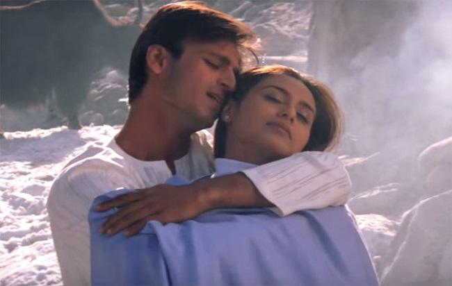 Rani Mukerji co-starred with Vivek Oberoi in the 2002 romantic drama Saathiya, which was a remake of the 2000 Tamil blockbuster Alaipayuthe, which starred Madhavan. The film was a Box Office hit and went on to win six Filmfare Awards.