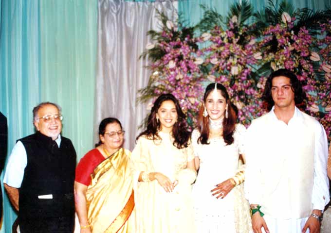 Madhuri Dixit and her parents with DJ Aqeel and his wife Farah Khan Ali.