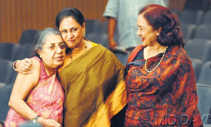 For her contribution to cinema, Jaya was honoured with the Padma Shri in 1992. Pictured: Jaya with late veteran actor Shammi and Asha Parekh.
