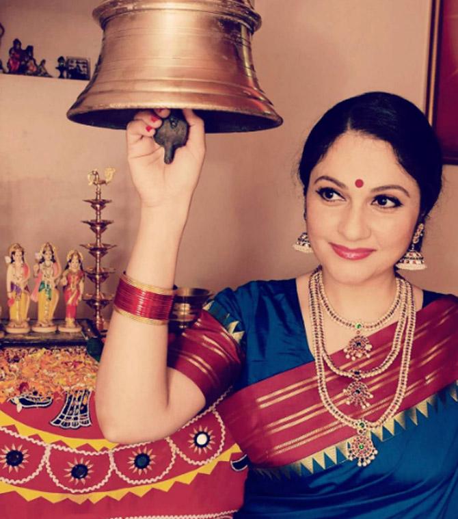 Gracy Singh also tried hands-on Malayalam film. She acted in director Jayaraj's 'Loudspeaker'. Gracy Singh was last seen on the big screen in the 2017 drama film Blue Mountains. She played Vaani Mehra in Blue Mountains, that won Best Feature Film at the 19th International Children's Film Festival.