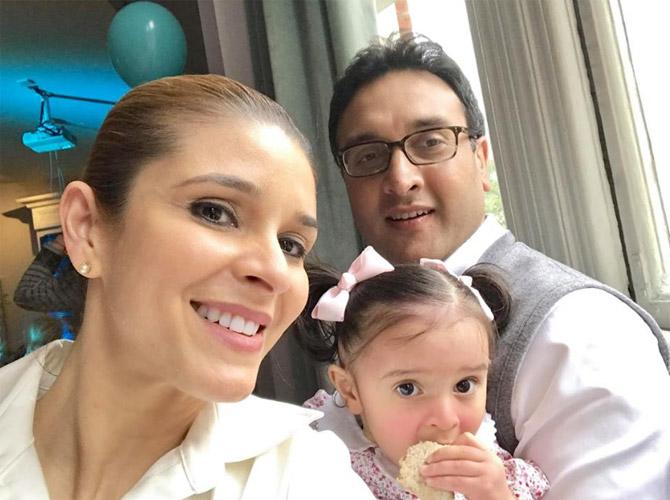 Though Raageshwari Loomba made her acting debut in 1993 with Aankhen, she was launched in 1994 with Zid as the leading lady