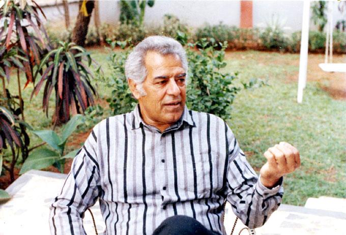 A recipient of titles like Rustam-E-Punjab (1966) and Rustam-E-Hind (1978), Dara Singh retired from active wrestling in 1983. In 1989, he published his autobiography 'Meri Atmakatha' in Punjabi, and seven years later was inducted into the Wrestling Observer Newsletter Hall of Fame