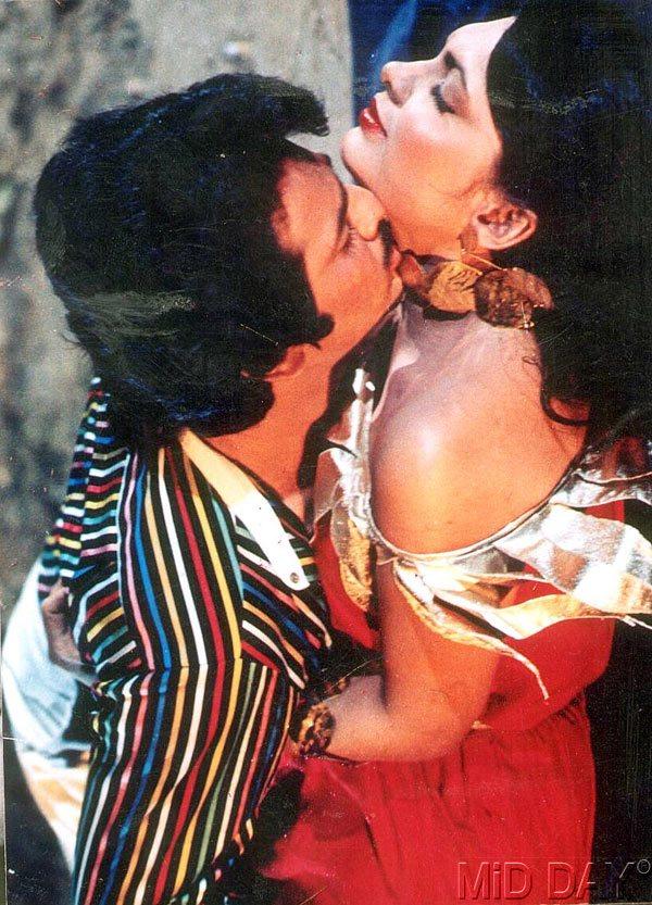 A still from Akarshan, featuring Akbar Khan and Parveen Babi. The film released in 1988. Parveen was labelled as the 'bold' actress and in fact, was lauded for her whatever she did as she did it all with aplomb.