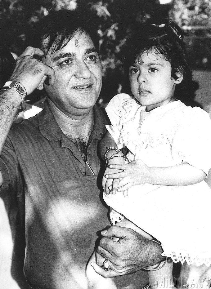 Sunil Dutt achieved stardom with the 1957 film Mother India, in which he starred opposite future wife Nargis. He played her short-tempered and angry son in the film, which also starred Rajendra Kumar. Interestingly, Dutt saved Nargis from a fire that broke out on sets during filming, after which he got romantically involved and married in 1958