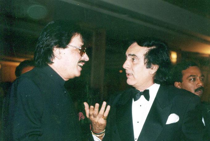 Feroz Khan's younger brother, Sanjay Khan's chocolate good-looks had got him big-banner films earlier than Feroz. However, fans always rooted for the underdog. When Sanjay and Feroz starred together in Mela and Upaasna, Sanjay got the heroine (Mumtaz) but Feroz, in critics' opinion, stole the thunder. In picture: Feroz with his younger brother Sanjay Khan.