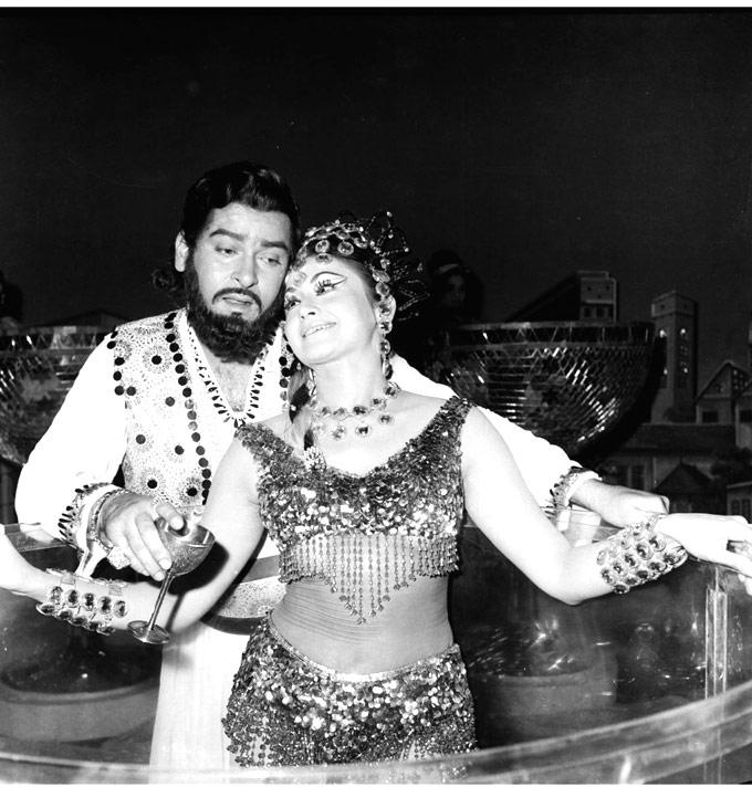 Shammi Kapoor was often referred to as the Indian Elvis Presley by fans. Kapoor's famous look was planned by Bali. She got him to shave off his moustache, wear western clothes and get an Elvis Presley-like hairstyle