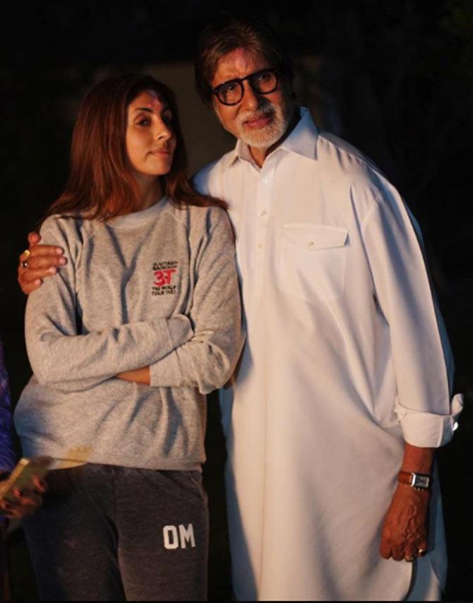 Shweta Bachchan with father Amitabh Bachchan. Big B who posted this image on social media captioned it, 'Daughters be the best'.