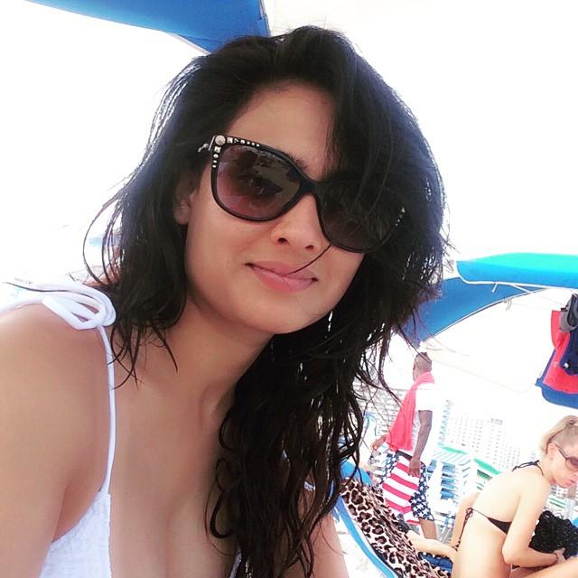 Shweta Tiwari also starred in some Hindi and Bhojpuri films, however, her career on silver screen could never take off.