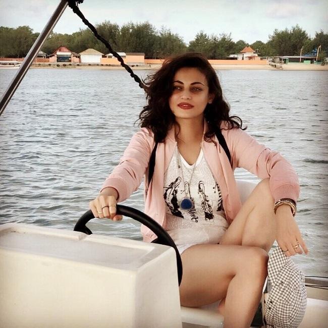 Following back-to-back failures, Sneha Ullal decided to take a break from films. She thought she's not mature enough for the acting world.
