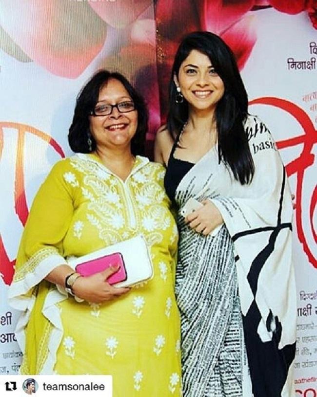 Sonalee Kulkarni worked opposite Sachin Khedekar in the film Shutter, which was an adaptation of the 2012 Malayalam film of the same title. She essayed a nameless hooker and received appreciation for her performance. It also starred Prakash Bare and Amey Wagh.