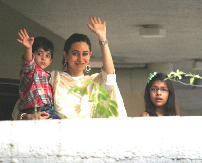 Karisma Kapoor's daughter is named Samaira, which comes from the Urdu word which means 'enchanting'. She also has a son name Kiaan. It's an American Hebrew name, which means 'grace of God'.