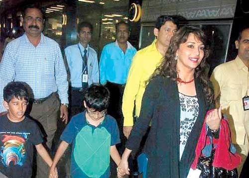 Madhuri Dixit has two sons, one of them named Arin, meaning 'the sun's first ray of light' and Raayan, in Sanskrit, the name means 'little prince'.