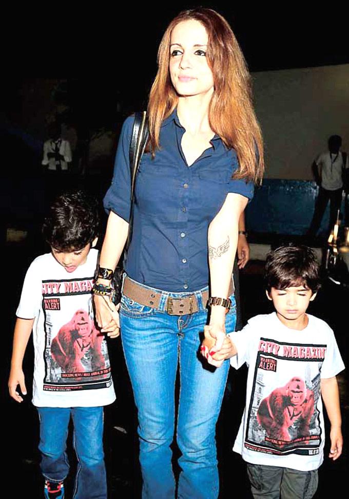 Hrithik and Sussanne named their first kid Hrehaan, which means 'God's chosen one'. It is also a combination of their own names. Their second child is named Hridhaan, which signifies a 'great heart', and is again a combination of their own names.