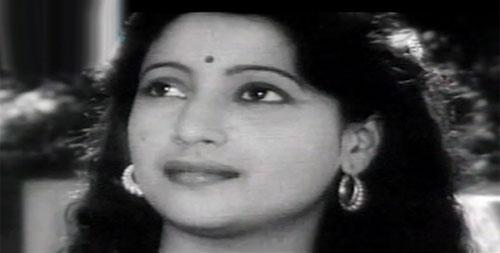 Suchitra Sen was awarded the Padma Shri in 1972 by Government of India.
