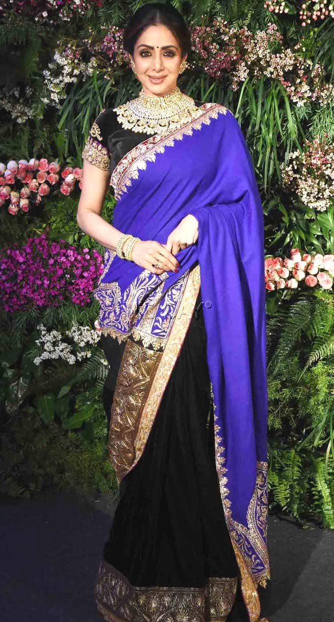Be it any outfit, traditional or western, Sridevi exuded grace in any attire. This image of her in a designer saree is a perfect example of that.