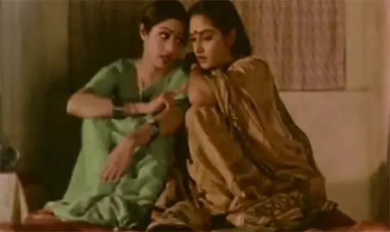 Tohfa: A love triangle also featuring Jeetendra and Jaya Prada, this was yet another in the series of south Indian remakes featuring Sridevi. Both Jaya and Sridevi play sisters who fall in love with Jeetendra. Tohfa too was a box office hit. The Ek Aankh Marun Toh song from the film is still favourite with today's remixes genre.