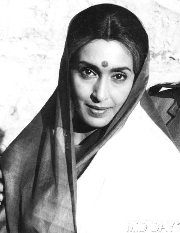 Nutan: The role of the iconic Bollywood mother is synonymous with Nutan's name. The actress played the character excellently in 1980s films such as Meri Jung (1985), Naam (1986) and Karma (1986). She won a Filmfare Award for Best Supporting Actress for Meri Jung.