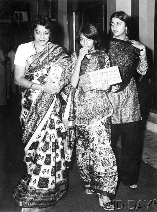 Nargis with daughters Priya Dutt and Namrata Dutt. Priya is a former Member of Parliament representing the Indian National Congress party. She is married to Owen Roncon. They have two sons Sumair and Siddharth. Namrata wed actor Kumar Gaurav and has two daughters Saachi and Siya.