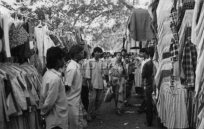 Since years, the fashion capital of India has taken pride in the concept of roadside shopping. Though high-end stores stock apparel that has excellent cuts and silhouettes and luscious textures, when you aren't in the mood to splurge but still want to look your best, streetwear is a good option