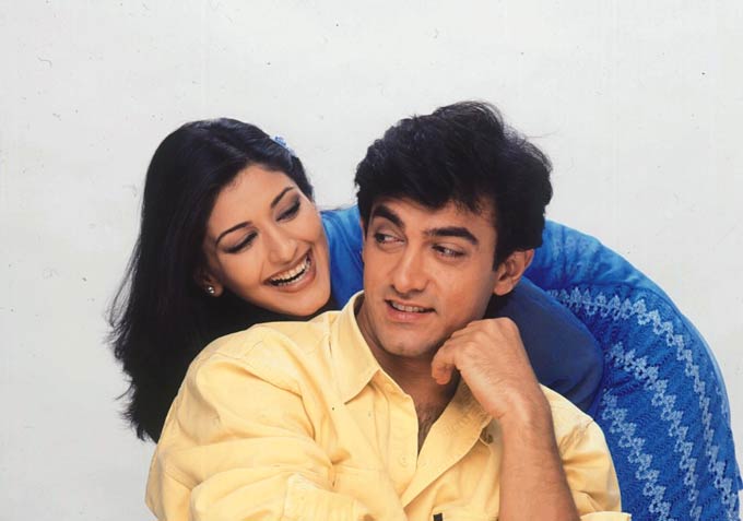 Aamir Khan and Sonali Bendre in Sarfarosh, which saw the actor coming up with one of his most accomplished performances