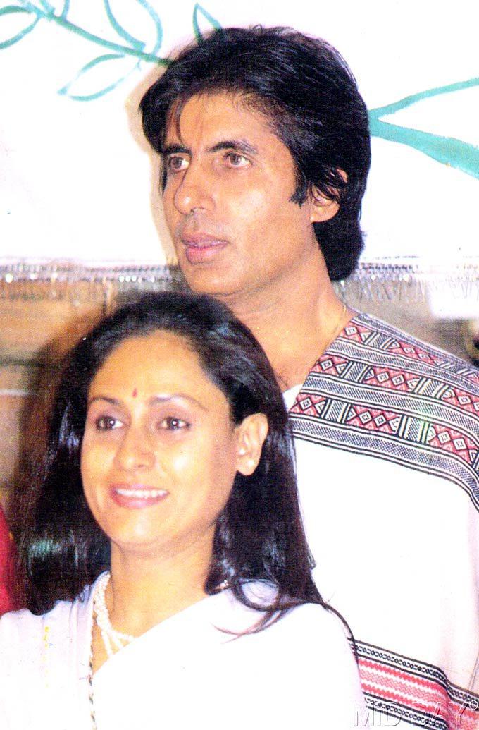 Amitabh Bachchan and Jaya Bachchan: The story goes that Big B and Jaya Bhaduri first met each other at Pune Film Institute during the early 70s. Jaya was a student at the institute. One day, filmmaker K. Abbas arrived at the institute with a group of actors - one of them was a tall and thin young man dressed in a kurta and trousers, and wearing chappals. Jaya is said to have fallen for Amitabh's simplicity instantly. As destiny would have it they met again on the sets of Guddi, in which Big B made a guest appearance, and love blossomed further. The couple tied the knot on June 3, 1973, roughly a month after the release of their film Zanjeer.