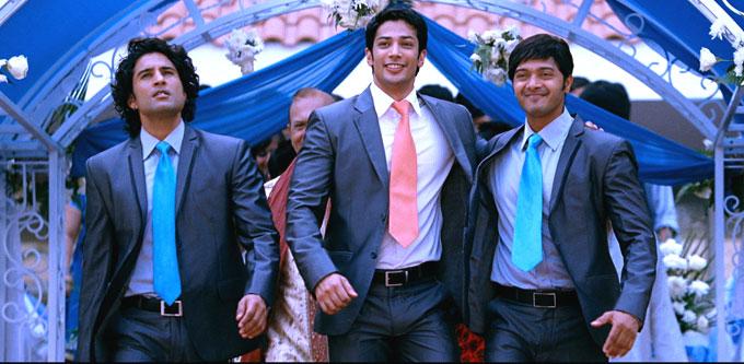 Shreyas and Rajeev's runaway act: When Shreyas Talpade, Muzammil Ibrahim and Rajeev Khandelwal were in New Delhi for an event for their film Will You Marry Me?, Shreyas and Rajeev played a prank on Muzammil. They drove off in their cars leaving him at the venue with the organisers. While they partied, Muzammil was left making arrangements for his pick-up from the venue.