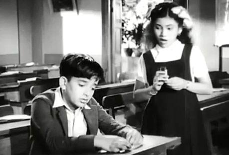 Shashi Kapoor as a boy in a still from Awara. The youngest son of the legendary Prithviraj Kapoor and brother of Raj Kapoor and Shammi Kapoor made a name for himself with an extensive filmography boasting of commercial hits, parallel cinema and even international ventures. Notable mentions from his filmography include Pyar Kiye Jaa, Siddhartha, Roti Kapda Aur Makaan, Deewaar, Kabhi Kabhie, Heeralal Pannalal, Satyam Shivam Sundaram, Junoon, Shakespearewallah, Kalyug, The Deceivers and others. He is known to have established the Prithvi Theatre, a haven for theatre actors in Mumbai. He passed away in 2017.