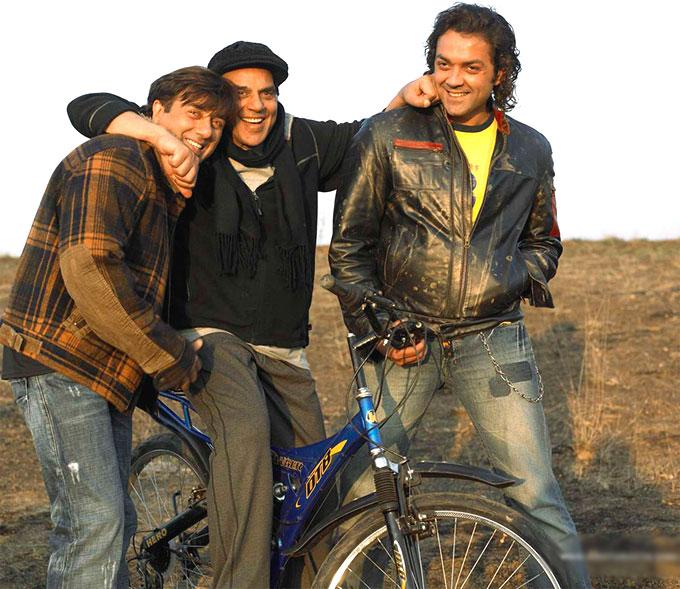 Dharmendra, Sunny Deol and Bobby Deol in Apne: Before the two YPDs, the Deols featured in this family film, which was based on boxing.