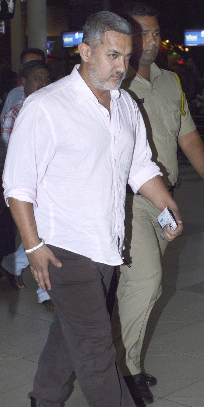 Aamir Khan, who essayed a wrestler in the biopic `Dangal`, suffered a muscle spasm in one of his shoulders while shooting an action scene for the film. The actor was advised complete bed rest by doctors for at least eight days. Aamir Khan, who essayed a wrestler in the biopic `Dangal`, suffered a muscle spasm in one of his shoulders while shooting an action scene for the film. The actor was advised complete bed rest by doctors for at least eight days.