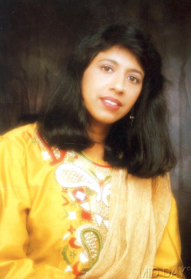 Kavita Krishnamurthy: She created magic by working with most leading music composers of her time - Anand-Milind, A. R. Rahman, Nadeem-Shravan, Jatin Lalit, Viju Shah and of course with R. D. Burman in 1942: A Love Story. Popular songs: Aaj Main Upar Aasman Neeche, Mera Piya Ghar Aaya, Pyaar Hua Chupke Se, Hum Dil De Chuke Sanam and many more.