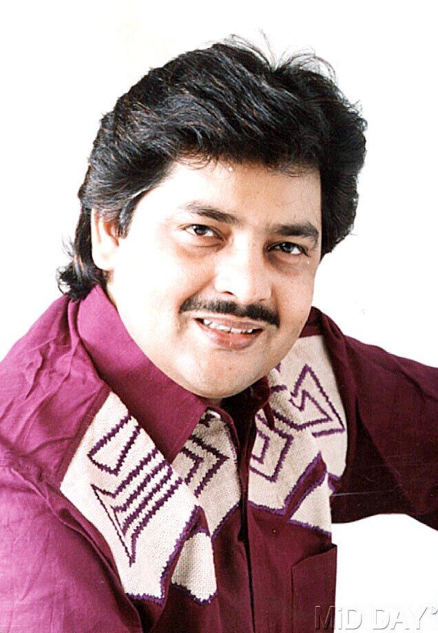 Udit Narayan: He rendered his voice to innumerable super hit songs, and sung for every big star of his era. In the 90's he was the most-sought-after male playback singer. Popular songs: Pehla Nasha, Jaadu Teri Nazar, Tu Cheez Badi Hai Mast, Dil To Pagal Hai, Mehndi Lagake Rakhna, Pardesi Pardesi, Kuch Kuch Hota Hai, Chand Chupa Badal Mein (the list is endless...)