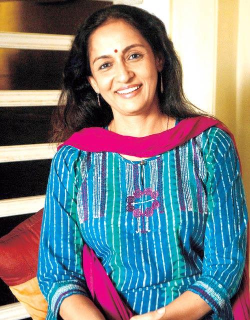 Swaroop Sampat: Miss India 1979, she is better known as Paresh Rawal's wife, but Sampat's credentials came to the fore in popular 80's comedy TV series 'Yeh Jo Hai Zindagi'. Much before the zero figure craze, she appeared in a two-piece bikini in the 1984 film 'Karishma' and looked ravishing. She was also the female lead in 'Naram Garam'.