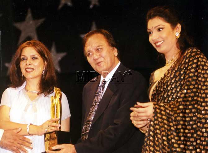 In picture: Award-winner Zeenat Aman with Sunil Dutt and Yukta Mookhey at Sahyog Awards.