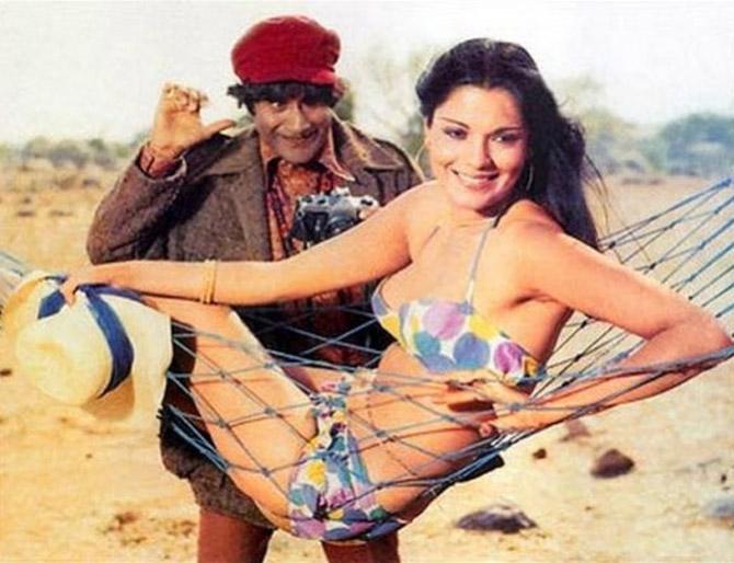 Zeenat Aman and Dev Anand's pairing became a hit throughout the 70s. After Hare Rama Hare Krishna, the duo was seen in films such as Heera Panna (1973), Ishq Ishq Ishq (1974), Prem Shastra (1974), Warrant (1975), Darling Darling (1977) and Kalabaaz (1977). In picture: Zeenat Aman with Dev Anand in a still from Heera Panna (1973).