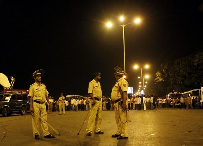 The attack sites included the Oberoi Hotel and the Leopold Cafe, areas which were commonly frequented by foreign nationals. The entire police force was deployed all across the city at full strength to regain control over these sites.
